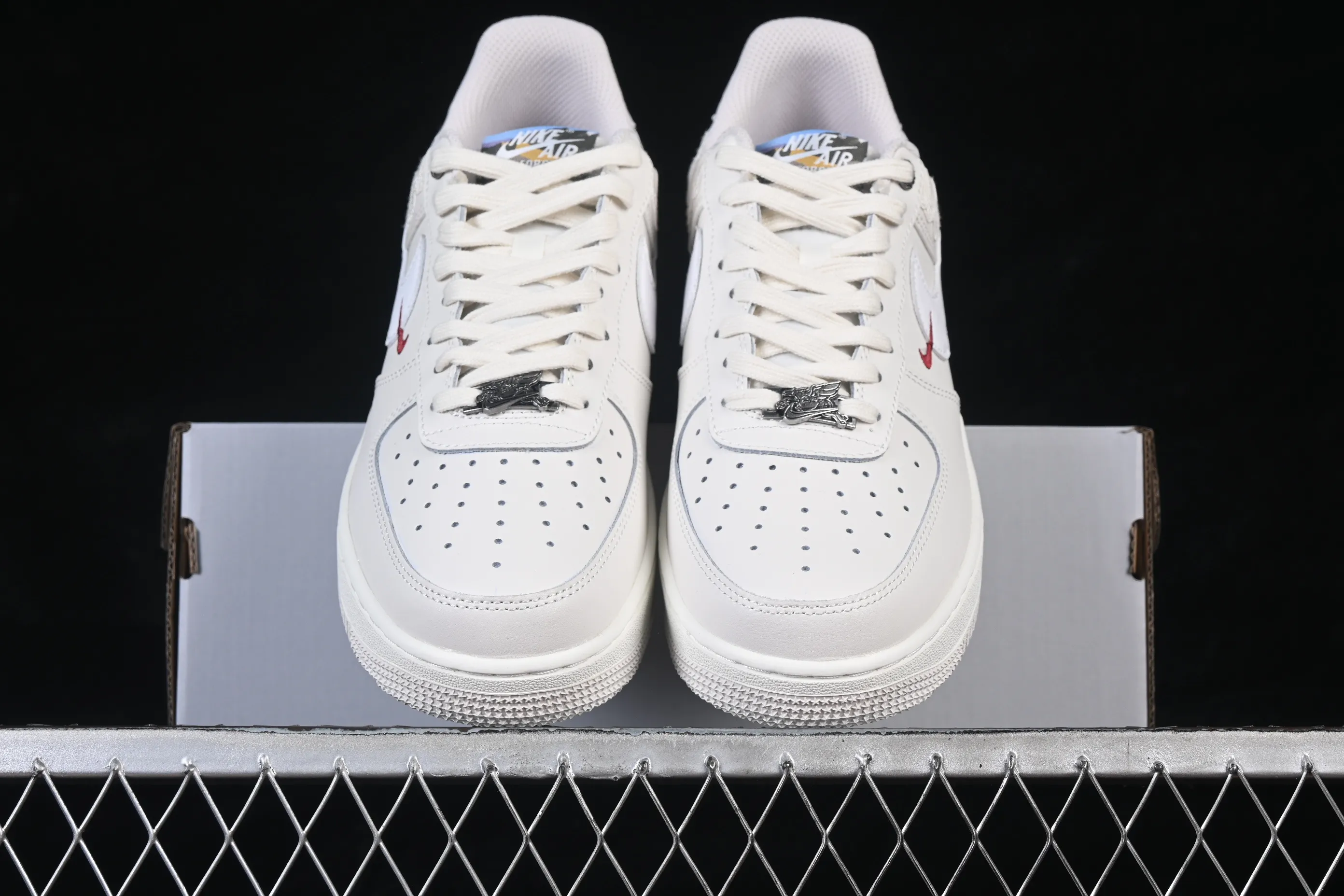 All categories Nk Air Force 1 Air Force series Nk Air Force 1 Low Air Force low-top C version Nike Air Force 1'07 Low Year of the Horse limited edition Air Force 1 low-top casual sneakers IQ1119-011